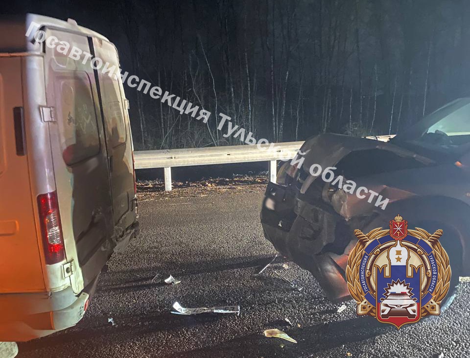  В Тульской области на трассе М-2 «Крым» произошло столкновение двух автомобилей