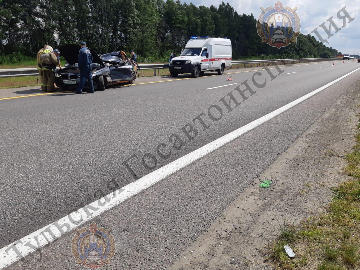 В Тульской области водитель "БМВ" погиб после столкновения с «Камазом»