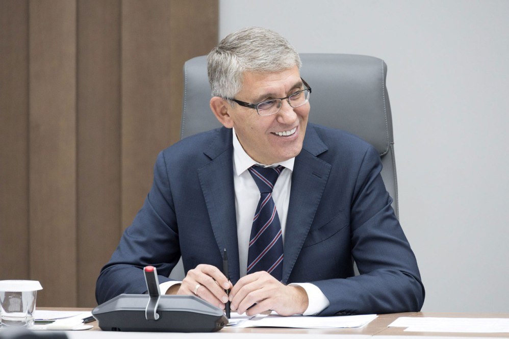 Дмитрий Миляев поздравил преподавателей высшей школы