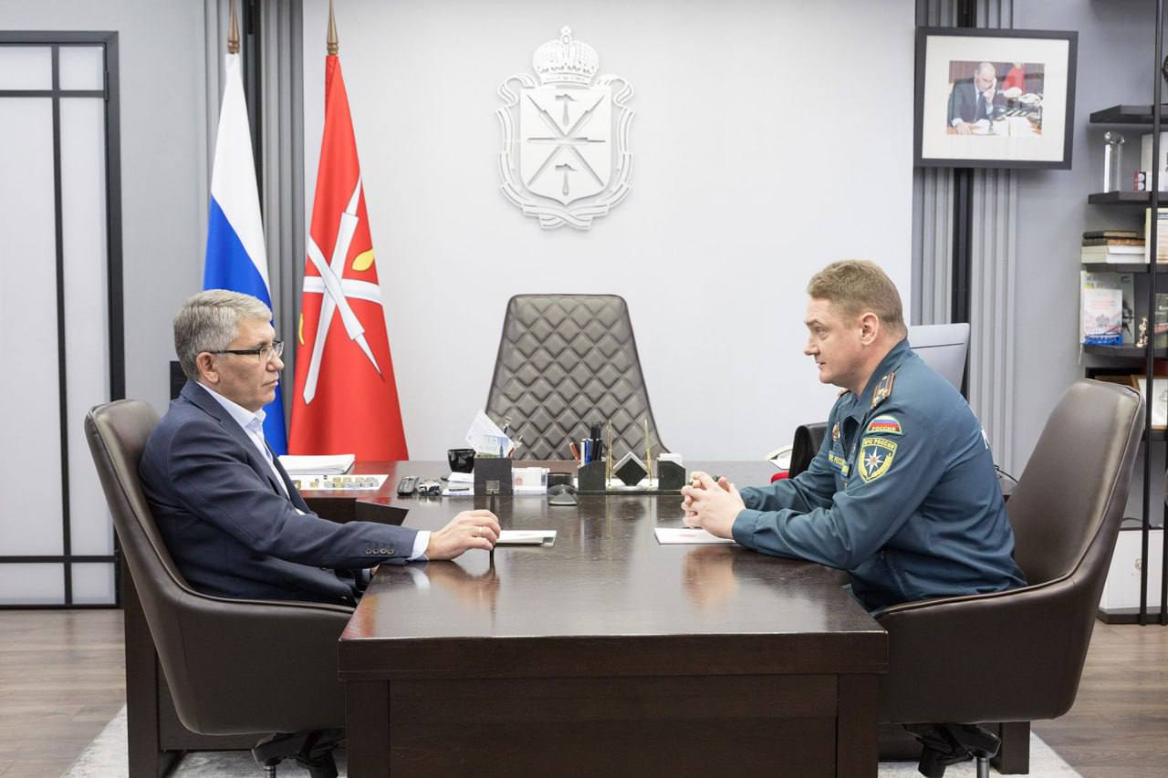 Дмитрий Миляев встретился с новым начальником МЧС по Тульской области
