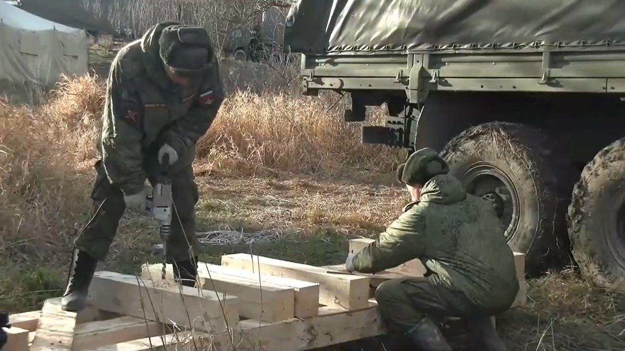 В Дубенском районе военные построят 72-метровый мост через Упу