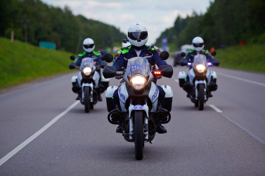 Без прав и без номеров: в Туле задержали за нарушения 16 мотоциклистов