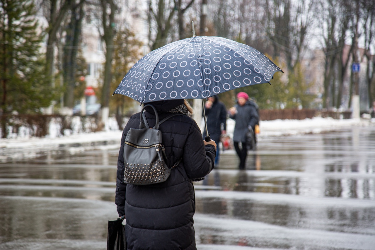 Погода дождь снег. Похолодание и дожди. Похолодание Весна. Дождь в марте. Похолодание фото.