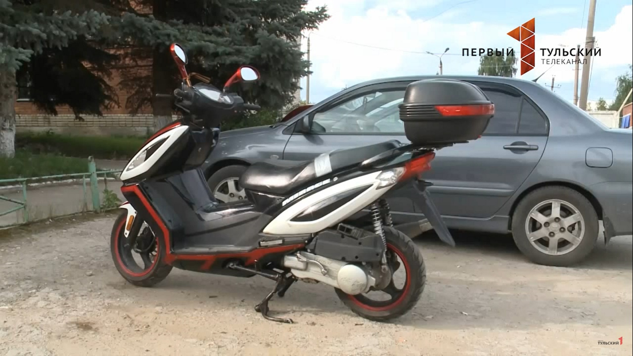 У жителя Арсеньевского района со двора украли скутер