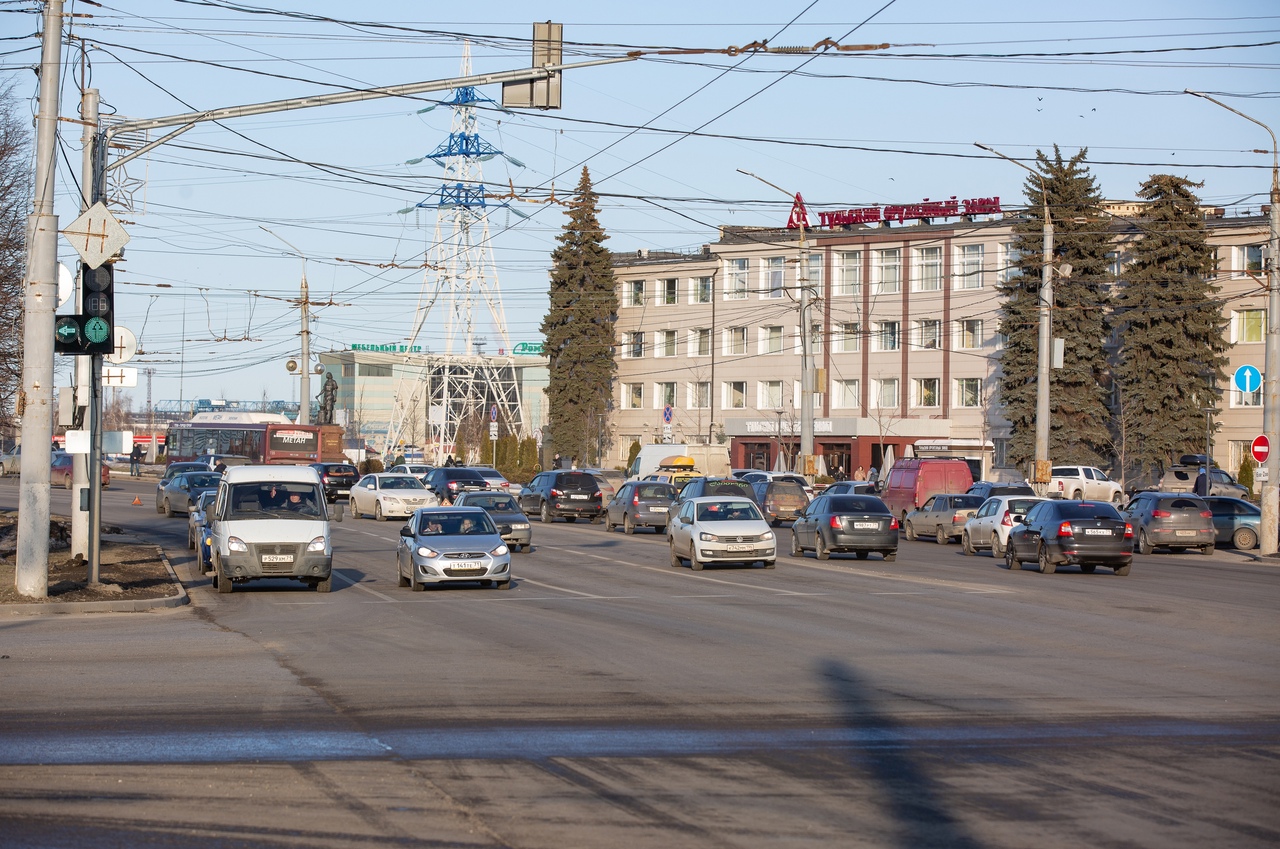 Машины Lada стали лидерами по популярности среди не кроссоверов с пробегом в Тульской области