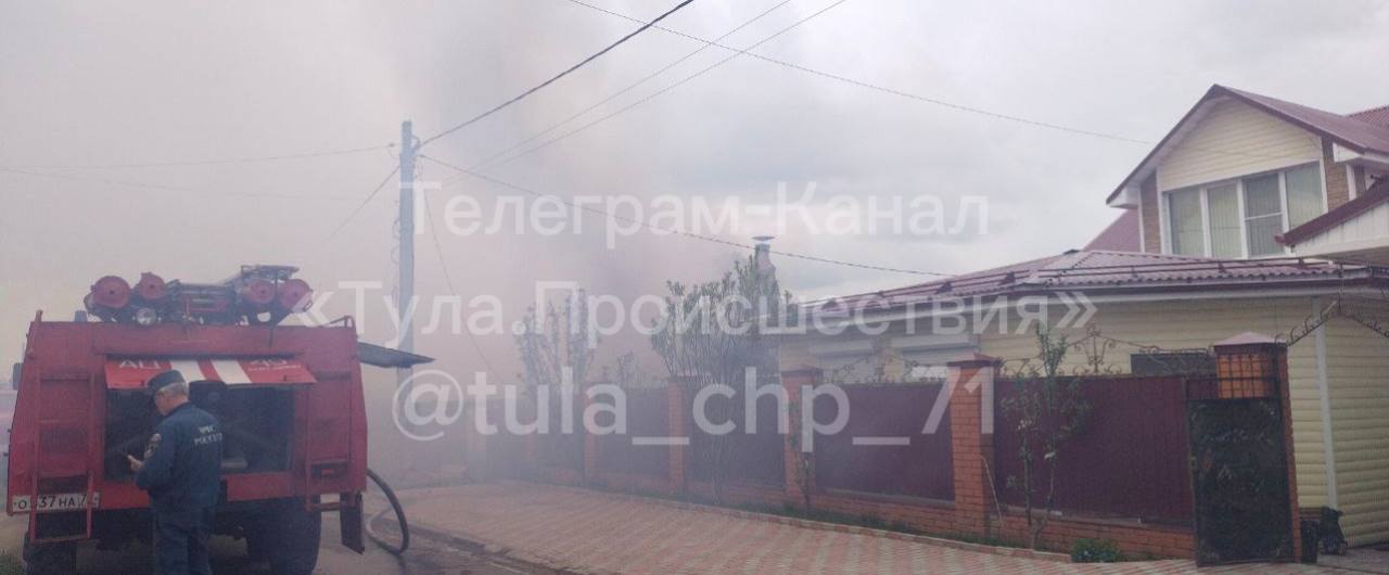 В Киреевске загорелся частный дом