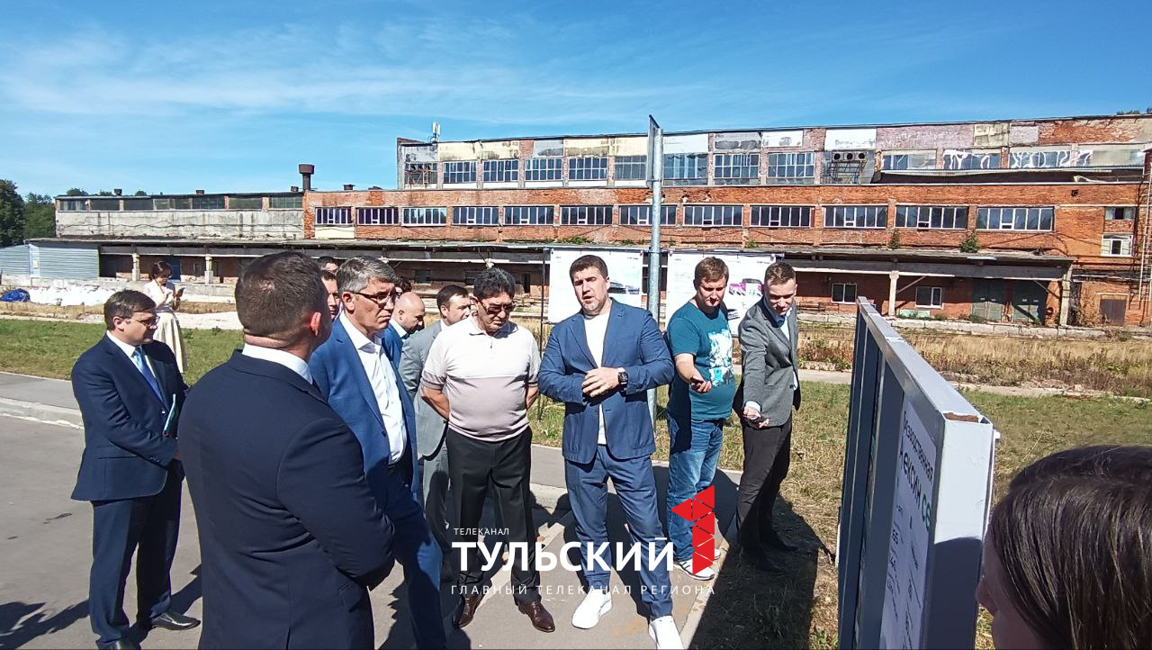 Дмитрий Миляев дал ряд поручений после общения с работниками картонной фабрики в Алексине