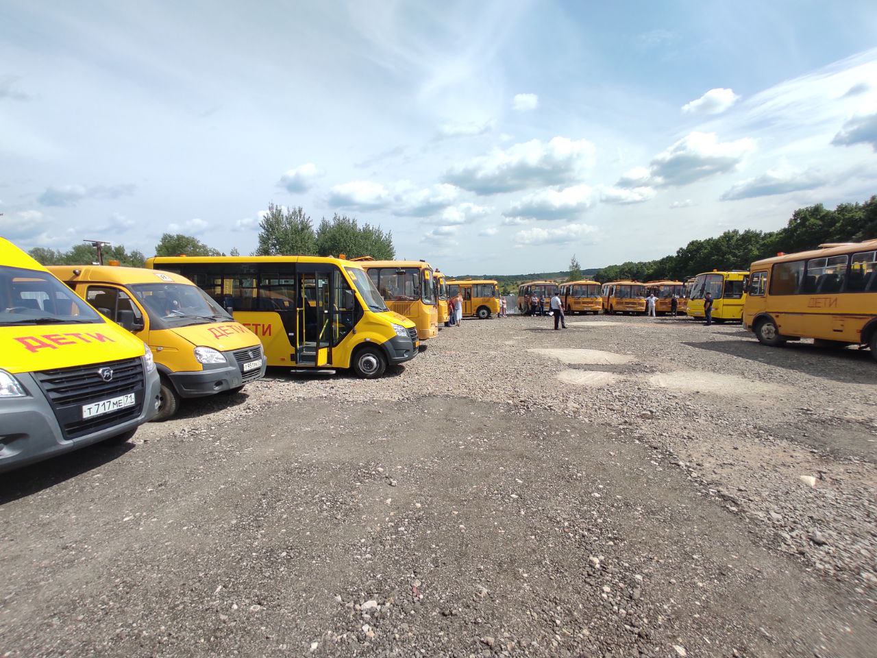 Тульская область до конца года получит 50 новых школьных автобусов