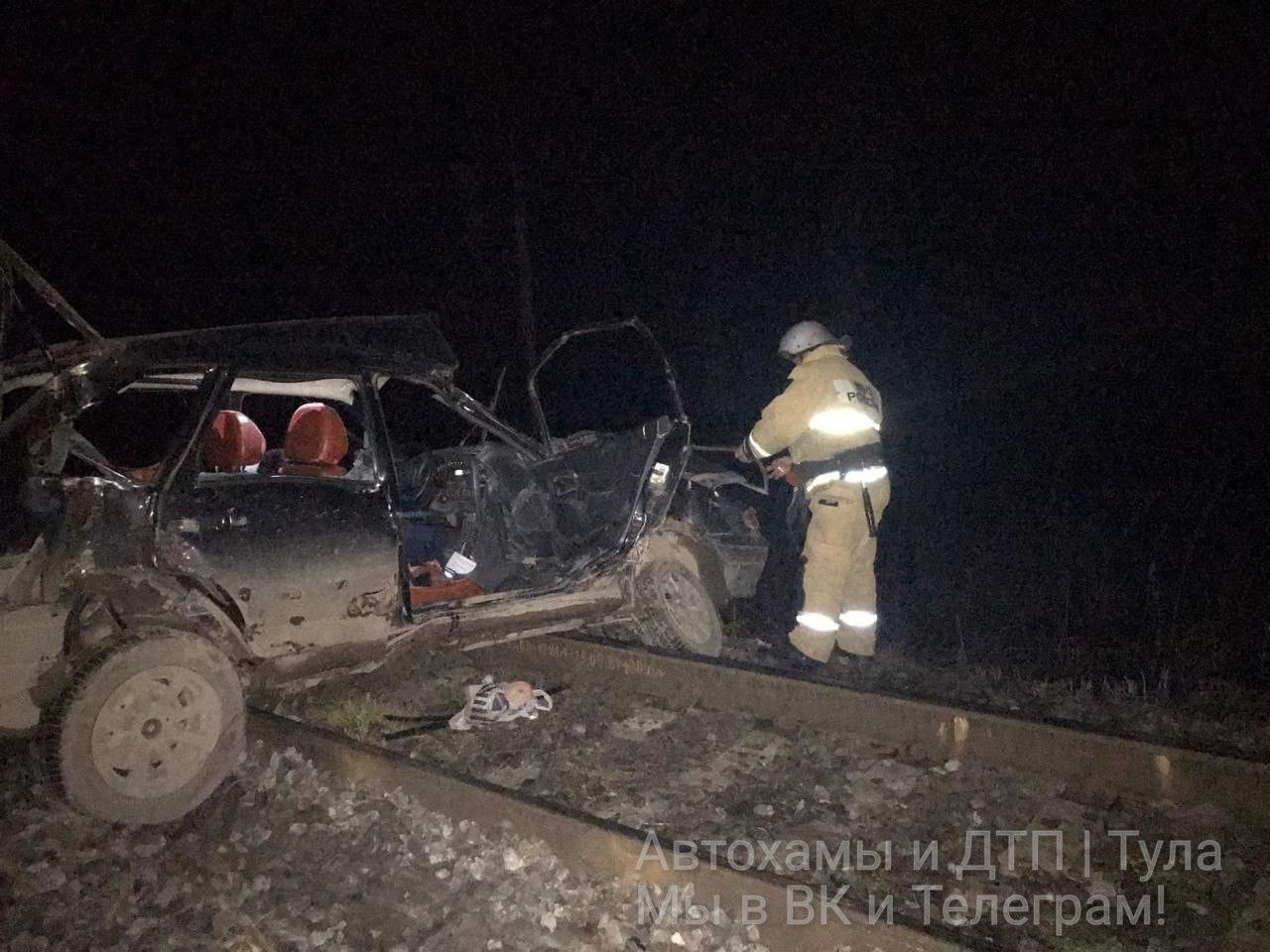 После аварии с поездом и легковушкой два несовершеннолетних пассажира  попали в больницу - Новости Тулы и области - 1tulatv