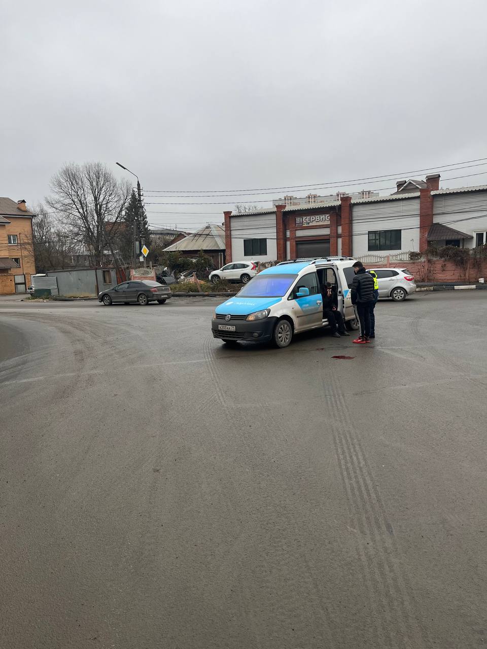 Пэк ул чмутова 158в тула фото В Туле на улице Чмутова водитель Volkswagen Caddy сбил 64-летнего пешехода - Нов