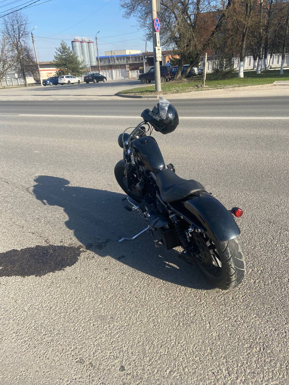 В Туле из-за нарушившего ПДД автомобилиста мотоциклист попал в больницу