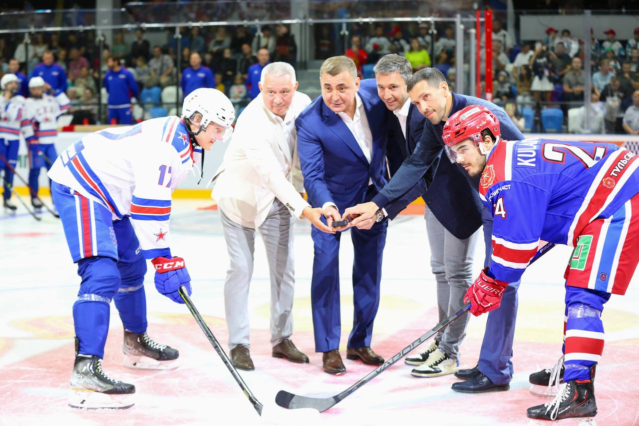 Звезды мирового спорта открыли Кубок Губернатора Тульской области по хоккею