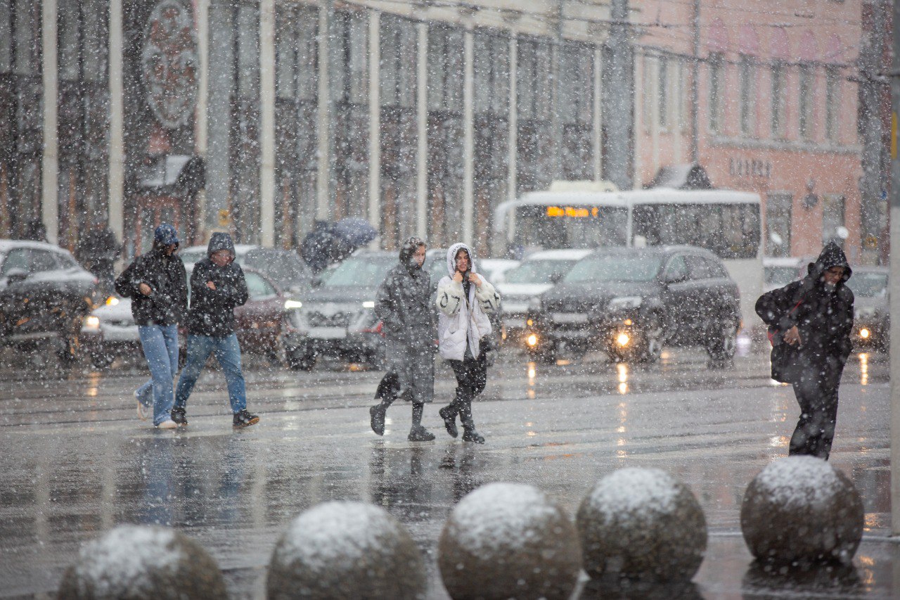 Тульских водителей предупредили о гололедице на дорогах в выходные