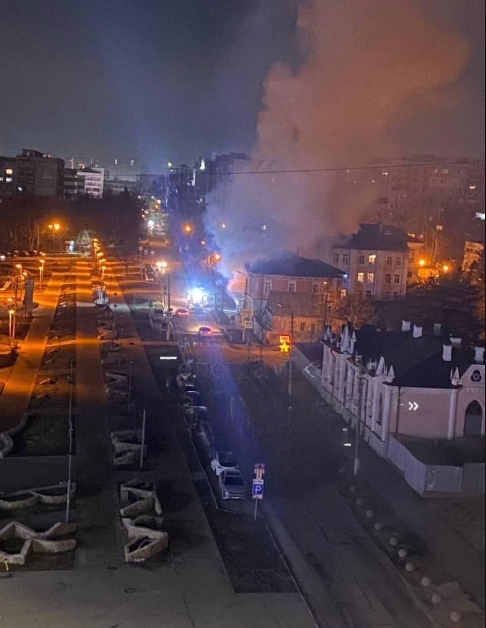 Пожар на улице Каминского в Туле тушили 10 человек