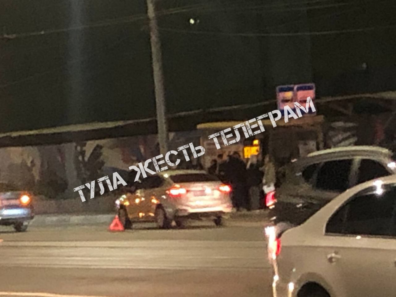 В Туле ночью машина сбила подростка
