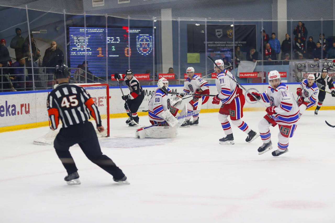 Тулякам предложили проголосовать за лучшего хоккеиста АКМ в матче "Тамбовом"