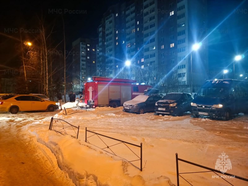 На улице Замочной в Туле произошел смертельный пожар в многоэтажке