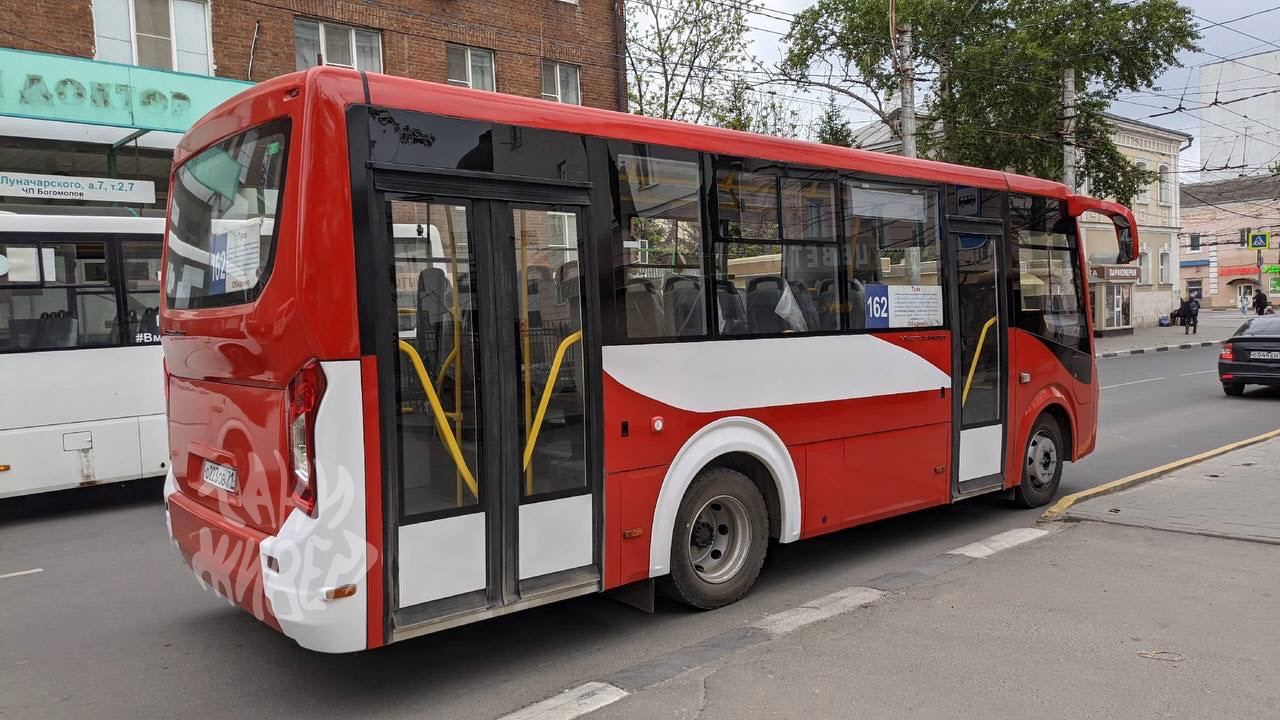 На улицах Тулы заметили автобусы в новом дизайне