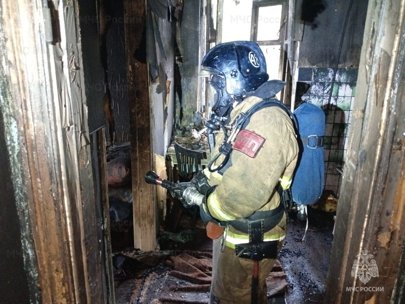 Из горящего дома в Киреевском районе эвакуировали двух человек