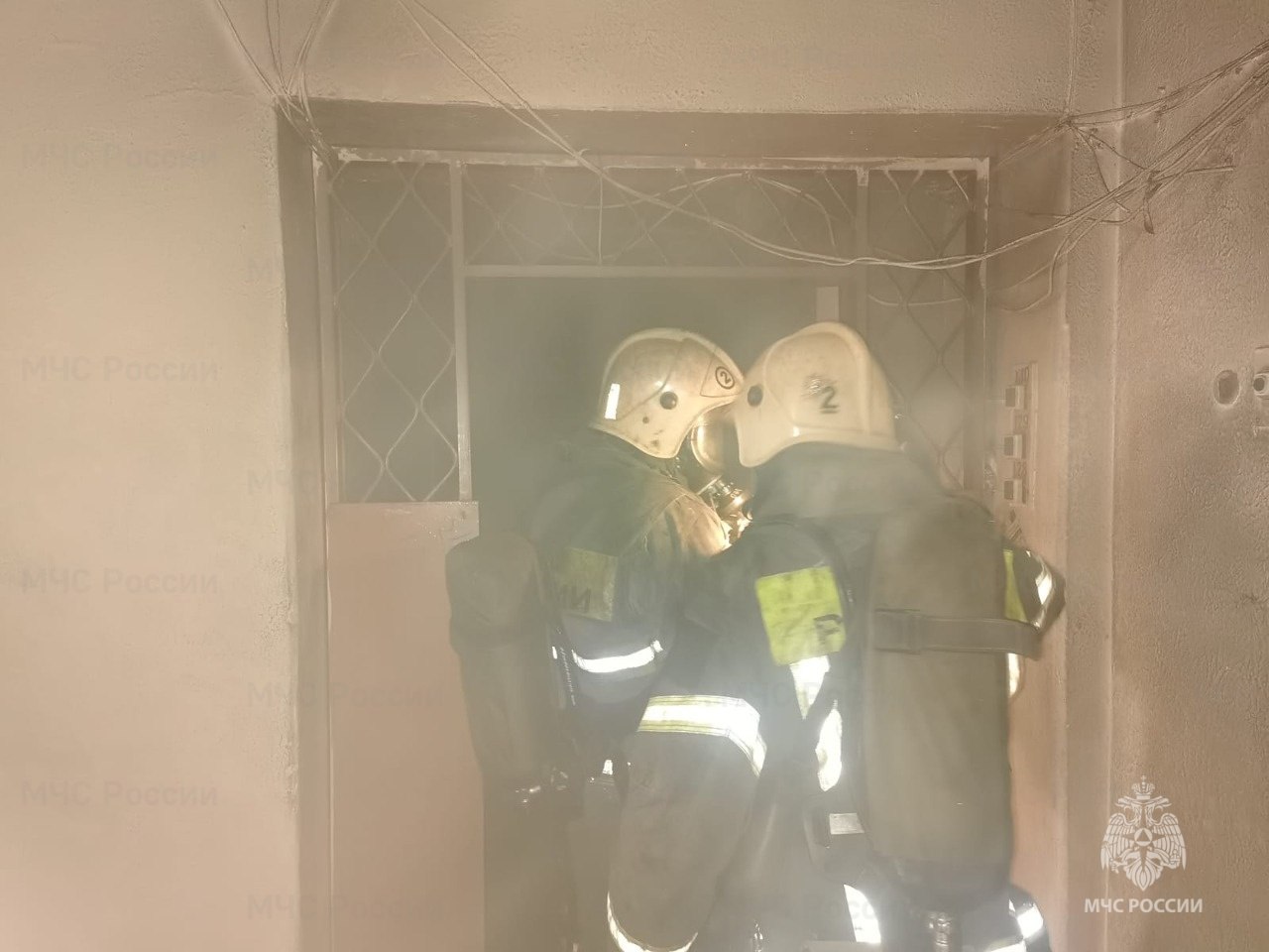 В Туле спасли 11 человек из горящей многоэтажки