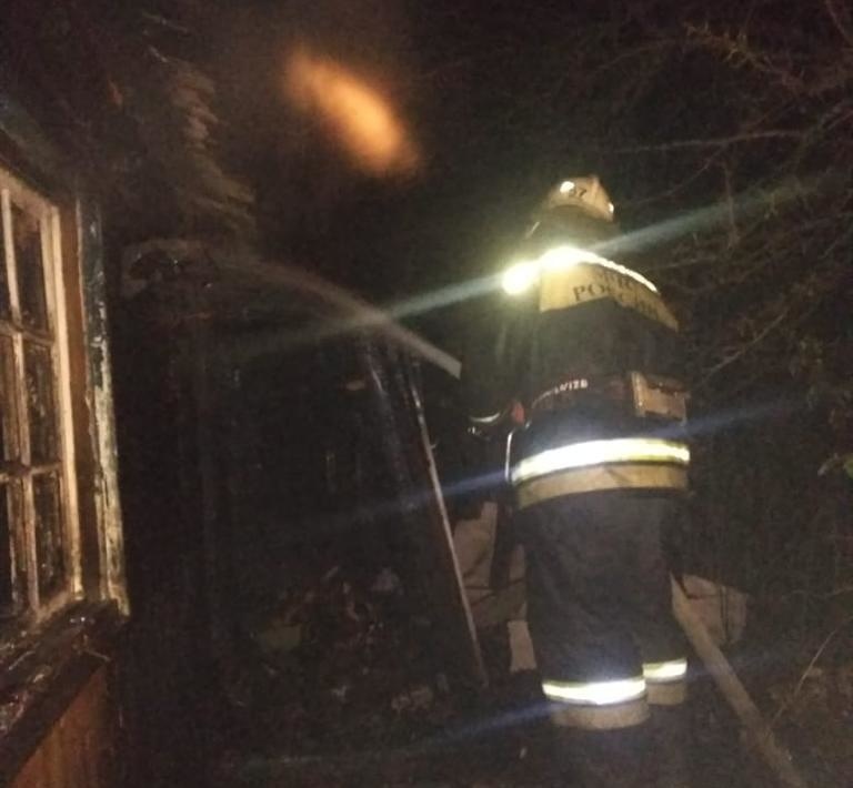 
                                            В Новомосковске на пожаре погиб 67-летний мужчина
                                    