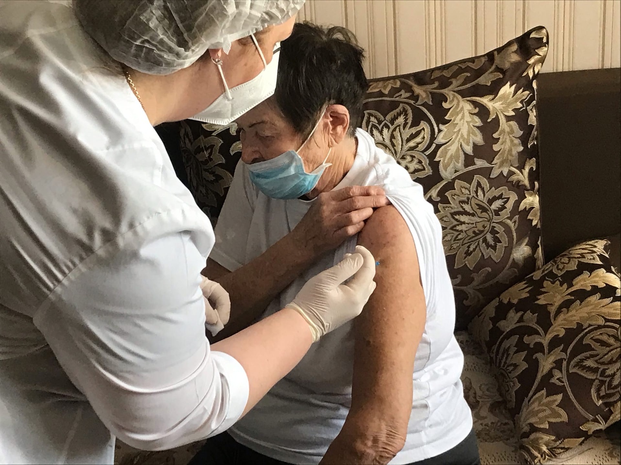 Больше 72 тысяч жителей Тульской области уже сделали прививку от коронавируса