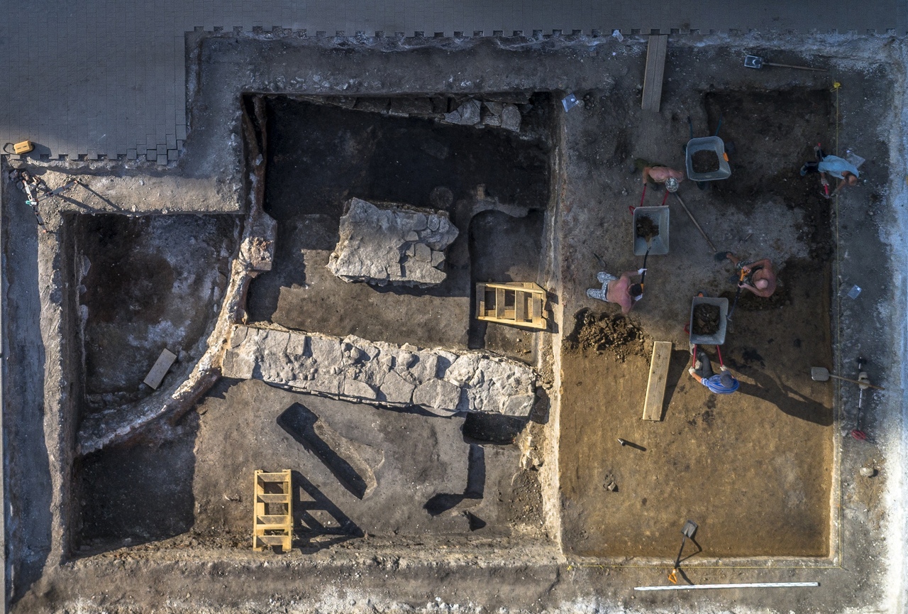 Тульские археологи ведут раскопки на месте бывшего здания Успенской церкви