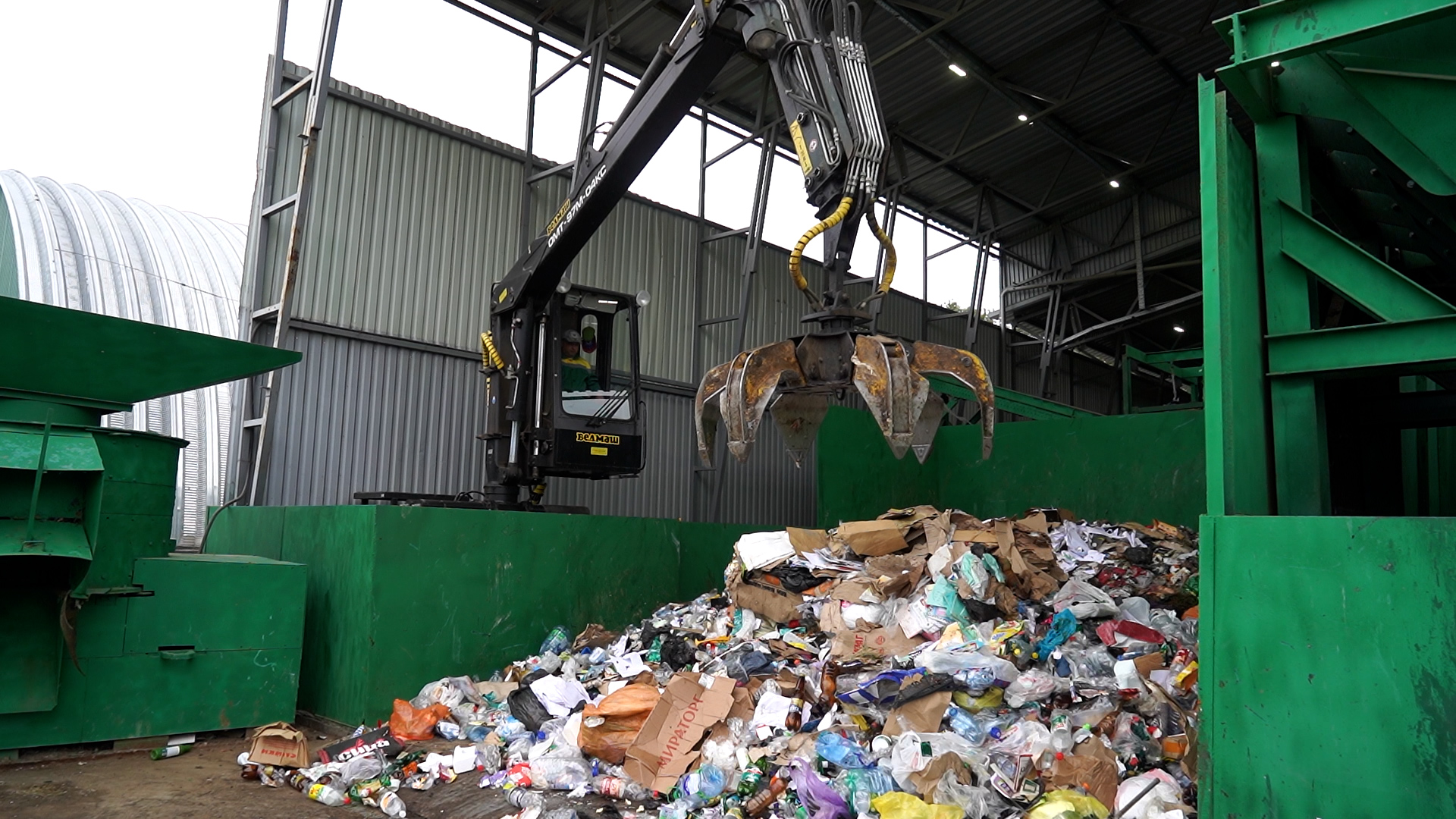 Шаг к улучшению экологии: в Туле запустили новый комплекс для сортировки отходов