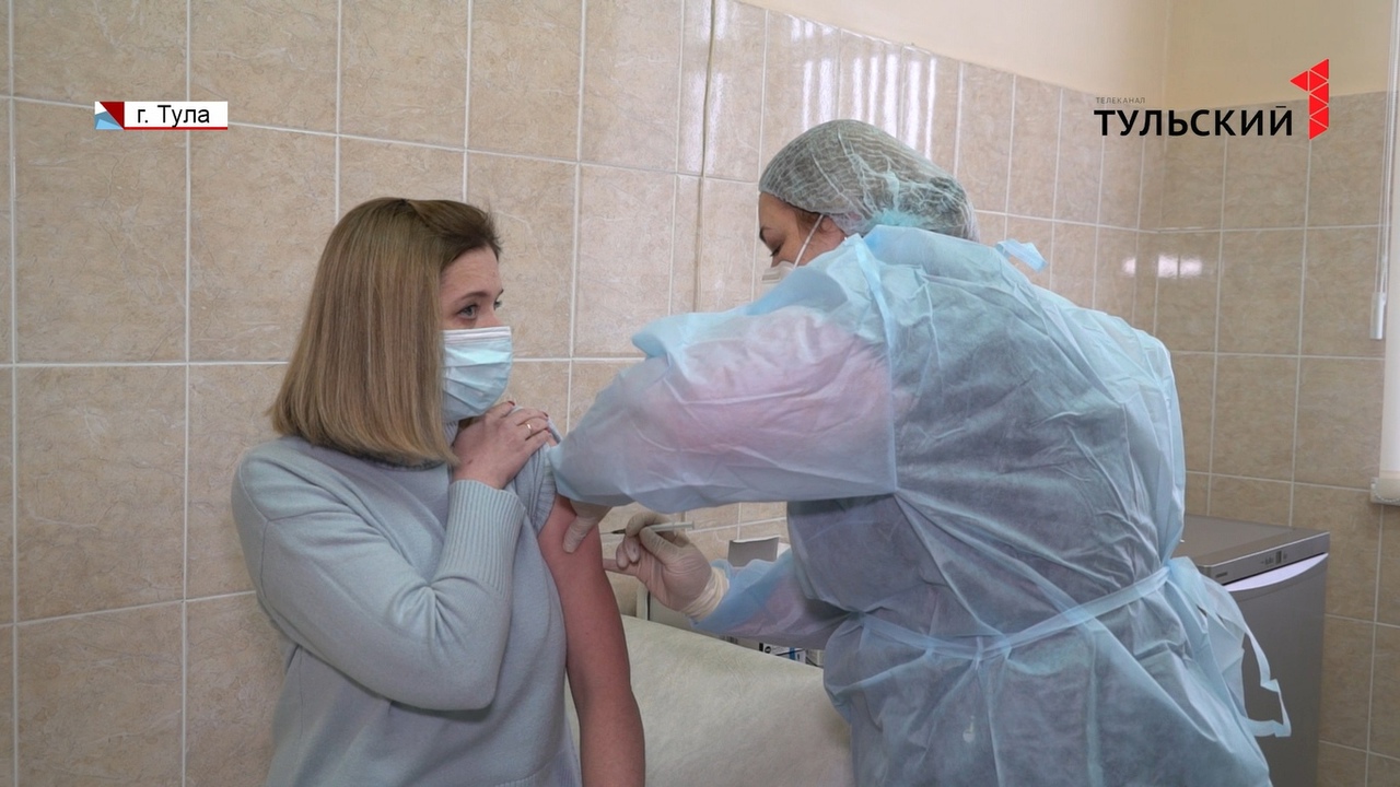 СМИ: в Тульской области введут обязательную вакцинацию для групп риска
