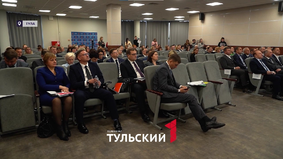 Депутаты Облдумы обсудили бюджет на 2026 год: на что потратят деньги