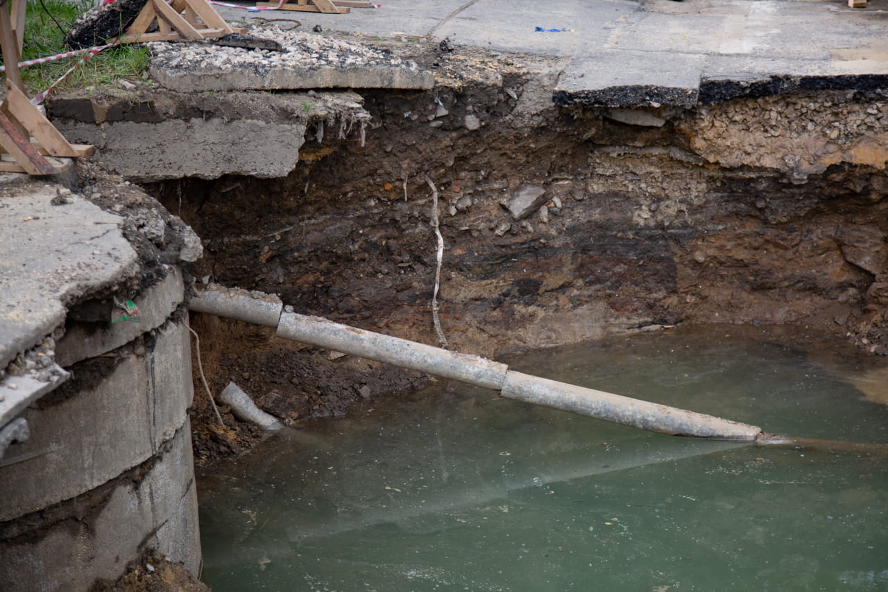 Жителям Мясново в Туле сделают перерасчет из-за аварии на канализационном коллекторе