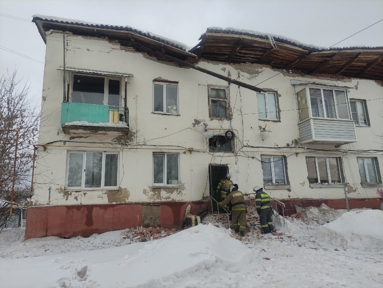 Алексинский дом с рухнувшей из-за снега крышей не признали аварийным