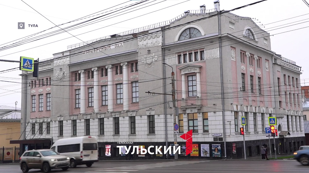 Дирижер симфонического оркестра объяснил уникальную акустику Тульской филармонии