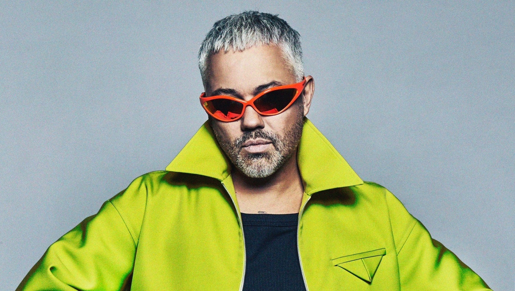 Александр Рогов призвал тулячек бежать за меховой сумкой