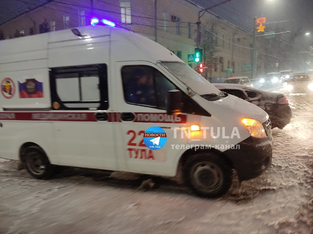 Тула встала в 9-балльных пробках из-за ДТП со скорой помощью | 01.12.2023 |  Тула - БезФормата