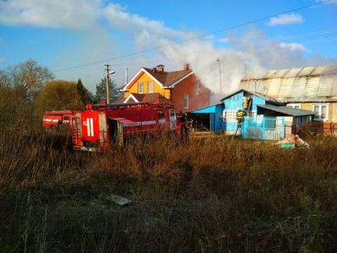 Деревня тула. Деревня Варфоломеево Тульской области. Деревня Варфоломеево Тула. Деревня Кадеевка Тула. Дом 11 в Туле в деревне.