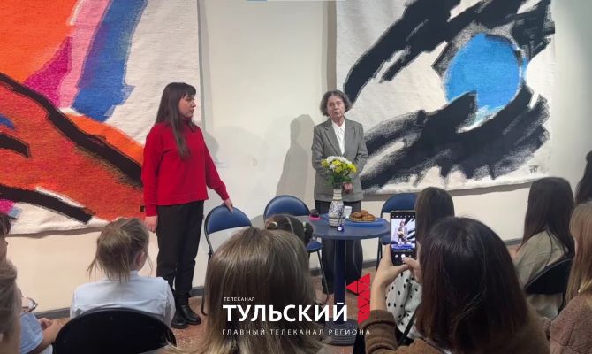 Что туляки вешали на стены в богатых домах до "эпохи ковров"