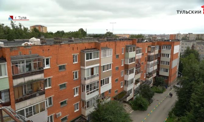 В Туле в результате ремонта крыши затопило 15 квартир