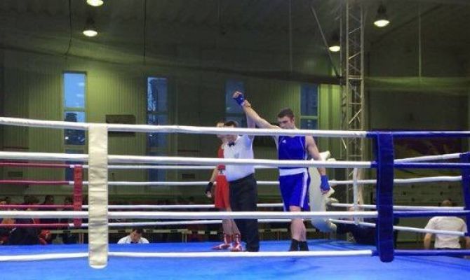 Два тульских боксера вышли во второй тур чемпионата МВД