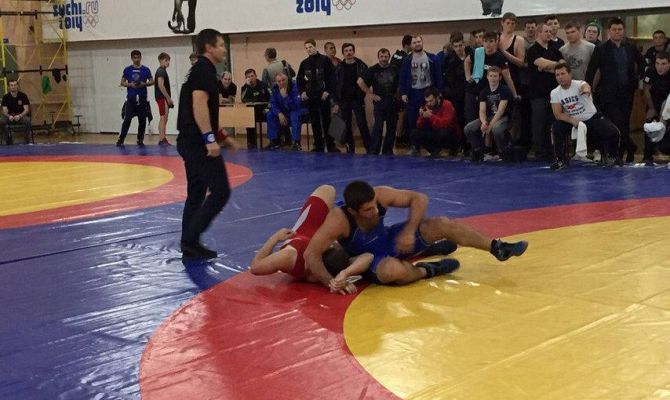 Туляки привезли 4 медали с турнира ЦФО по греко-римской борьбе