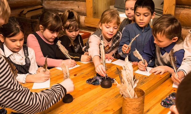 Туляков приглашают на «Уроки в средневековой школе»