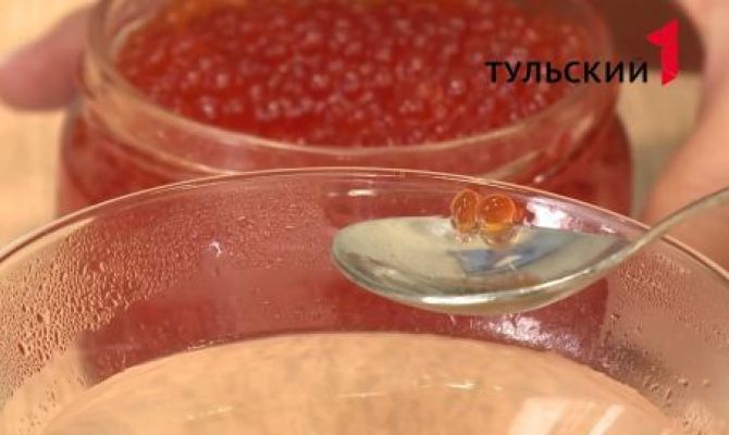 В России дешевеет красная икра