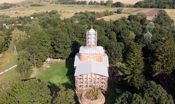 Вернуть былое величие: под Веневом отреставрируют старинную Спасскую церковь