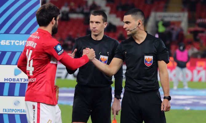 "Арсенал" и "Динамо" рассудит бывший футболист