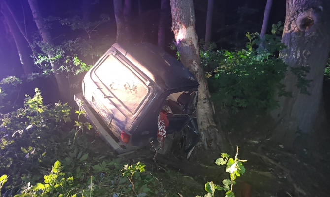 В Веневском районе Тульской области водитель не справился с управлением и съехал в кювет