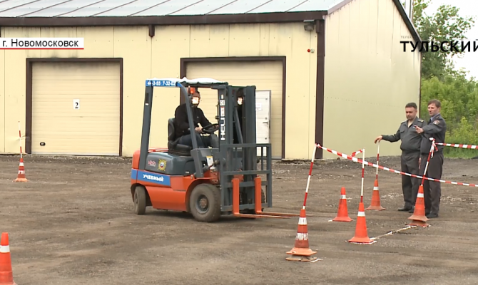 Тульские кандидаты в водители спецтранспорта сдают экзамены по новым правилам