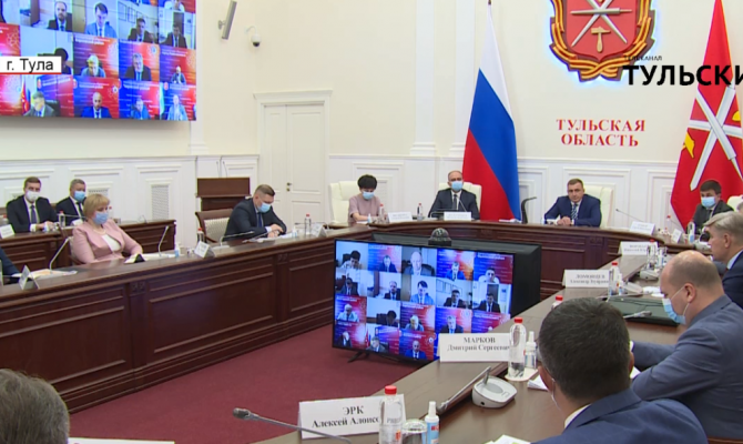 Маски и удаленка: в Тульской области введут новые коронавирусные ограничения