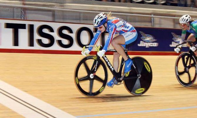 Тулячка завоевала «бронзу» в командном спринте на этапе Кубка мира по велоспорту