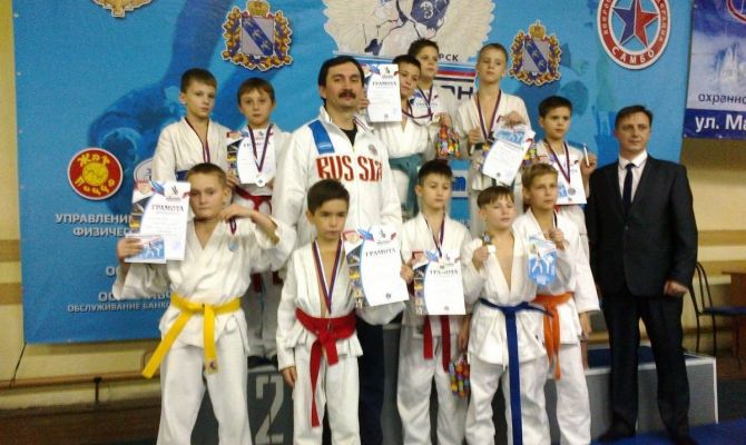 Туляки привезли три медали с турнира по рукопашному бою