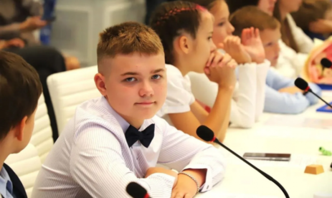 Школьник из Тулы вошел в детский общественный совет при Минстрое